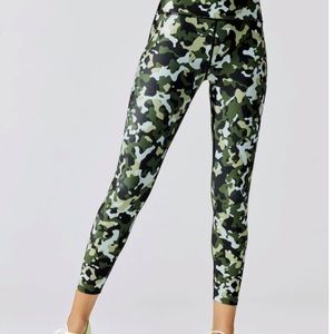 NWT Carbon38 high rise 7/8 legging